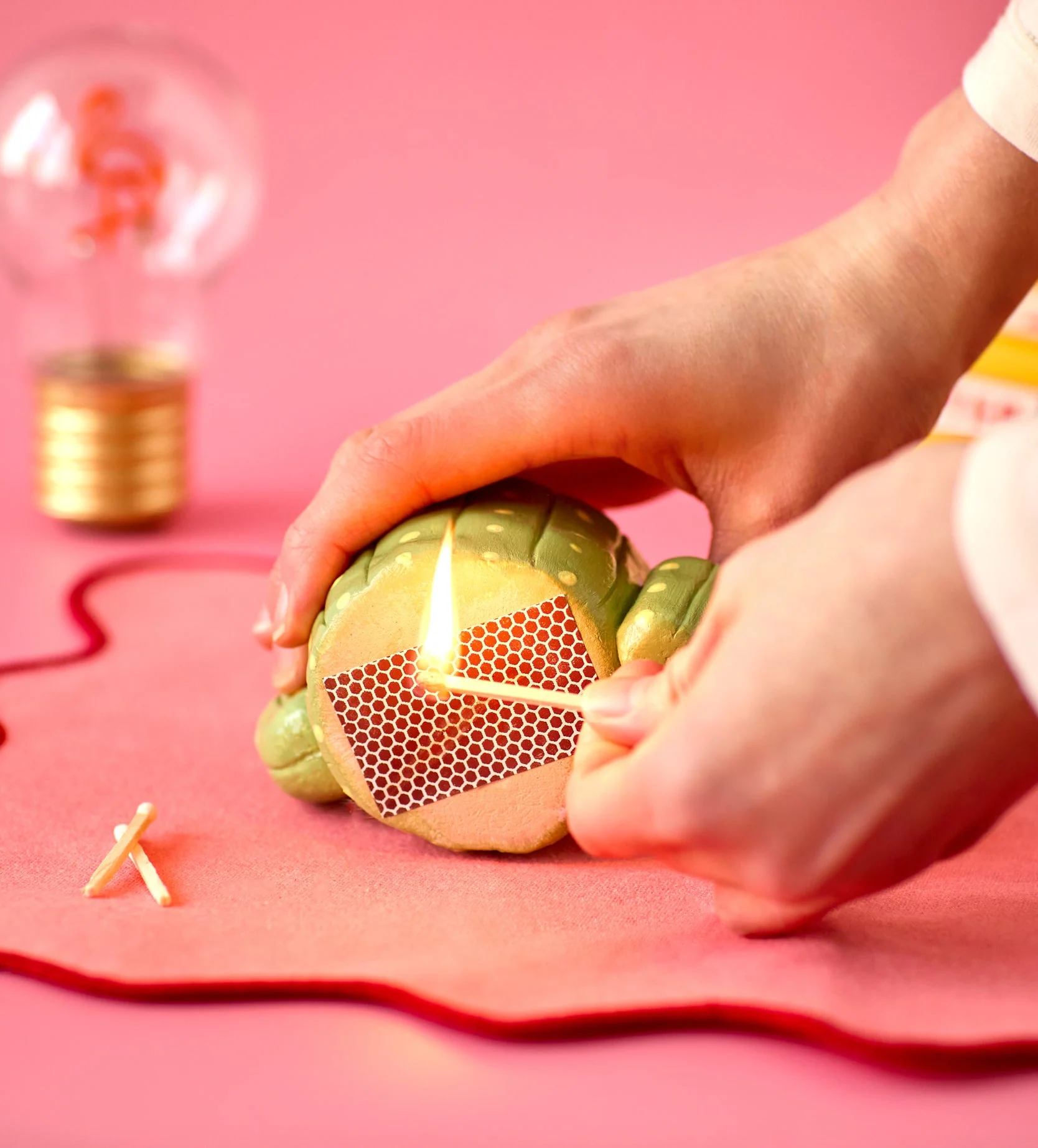 Home Pottery Candle Making Kit - Image 9